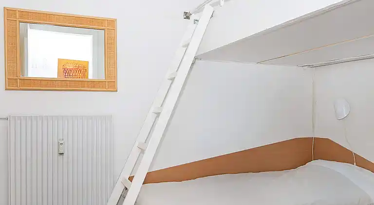 2 room,ground floor or 1.