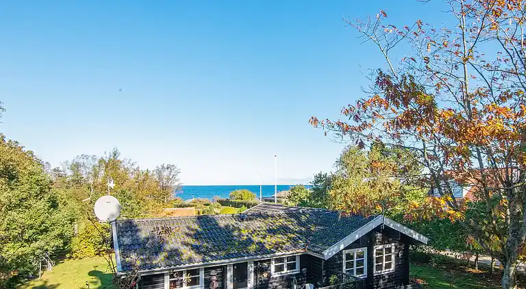 Holiday home in Allingåbro
