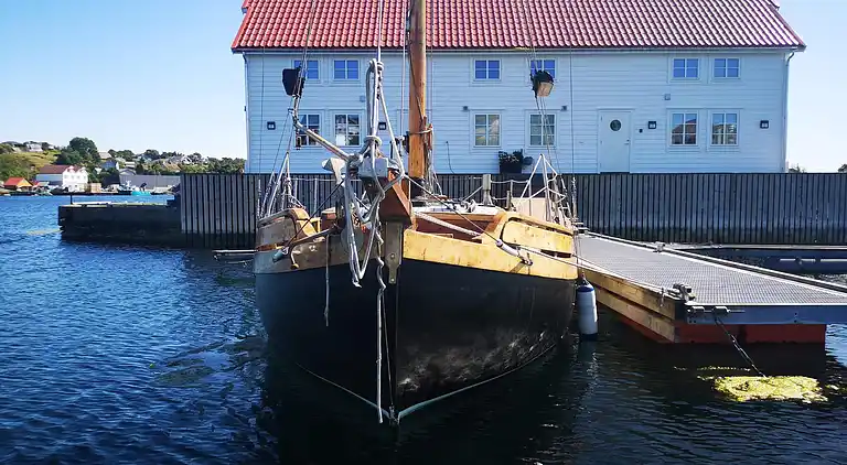 Semesterbostad i Melandsvågen