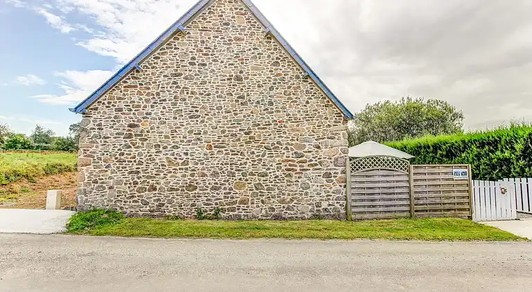 Holiday home in Courcy