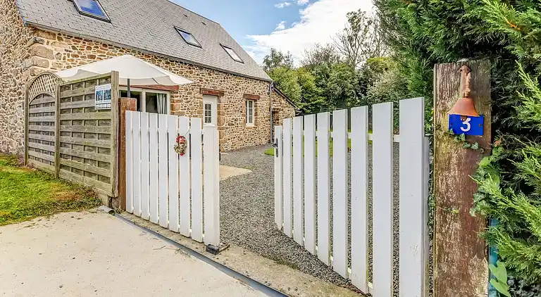 Holiday home in Courcy