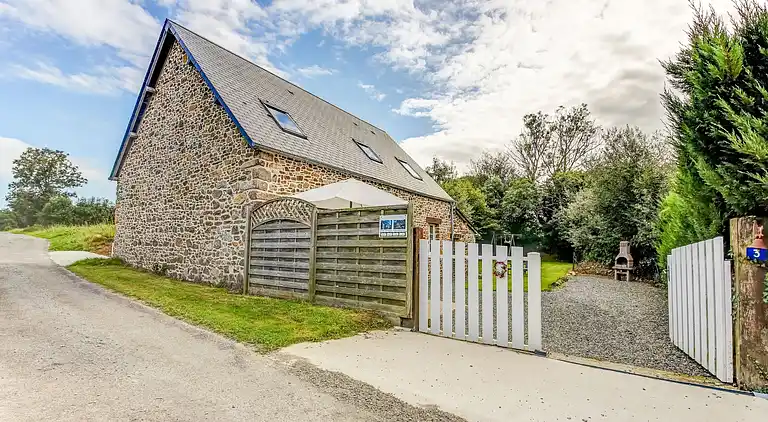 Holiday home in Courcy