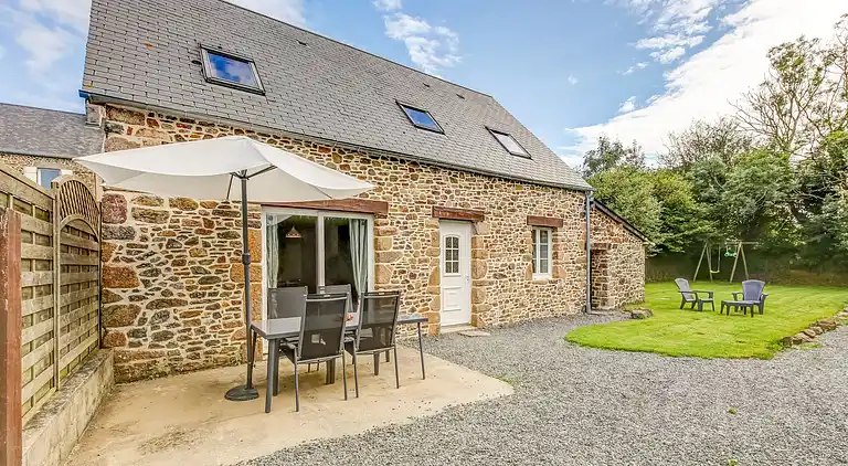 Holiday home in Courcy