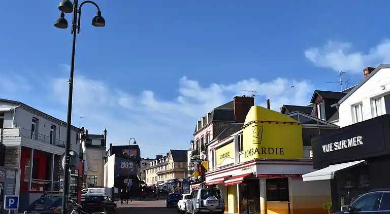 Ferienhaus in Courcy