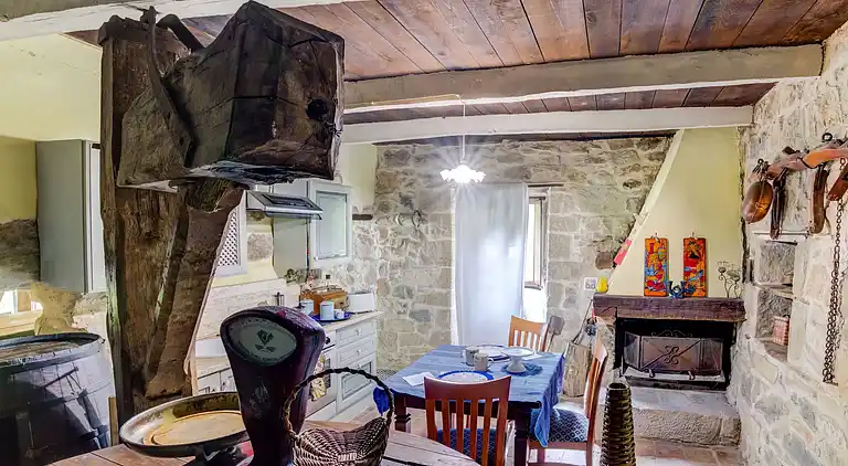 Hytte i Roccafluvione