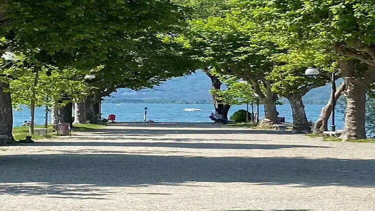 Ferielejlighed i Oggebbio