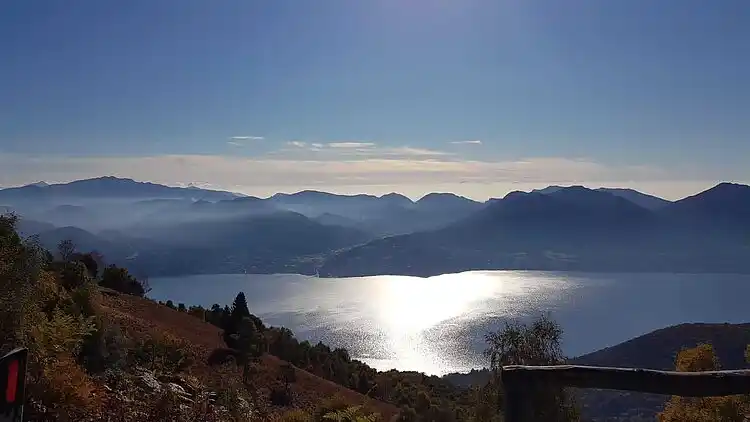 Ferielejlighed i Oggebbio