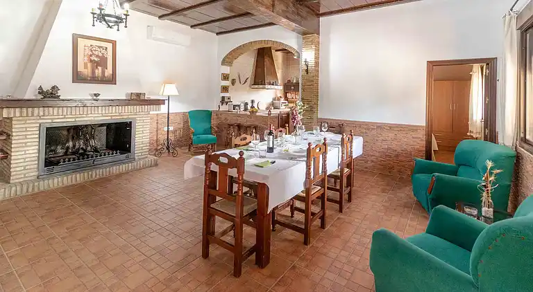 Feriebolig på bygda i Sevilla. Privat basseng. 6 pers