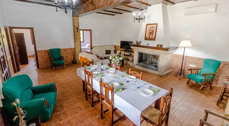 Feriebolig på bygda i Sevilla. Privat basseng. 6 pers