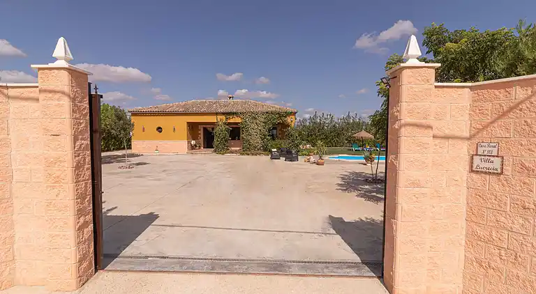 Feriebolig på bygda i Sevilla. Privat basseng. 6 pers