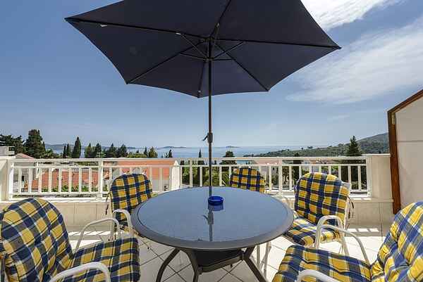 Apartment near Dubrovnik, Sea View, 2 Bedrooms, 4 Persons