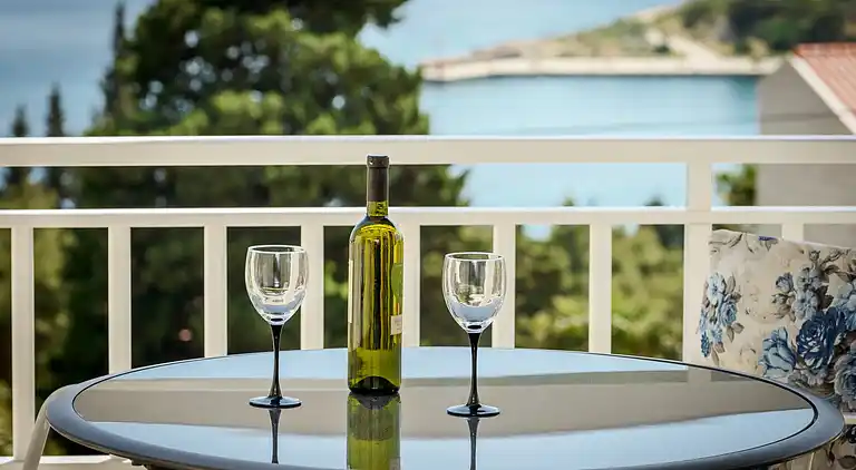 Apartment near Dubrovnik, Sea View, 2 Bedrooms, 4 Persons