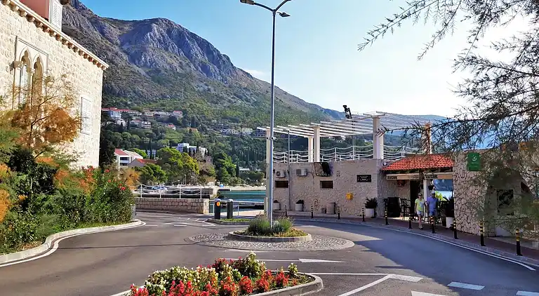 Apartment near Dubrovnik, Sea View, 2 Bedrooms, 4 Persons