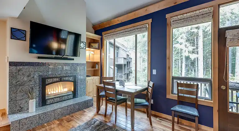 Mt. Baker Lodging Condo #23 - Sleeps 4!