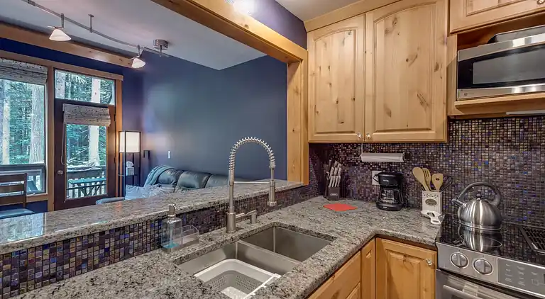 Mt. Baker Lodging Condo #23 - Sleeps 4!