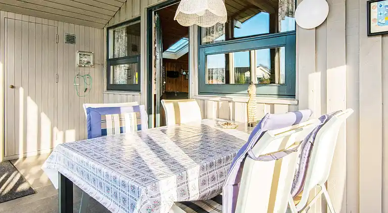 Semesterbostad vid Hejlsminde Strand