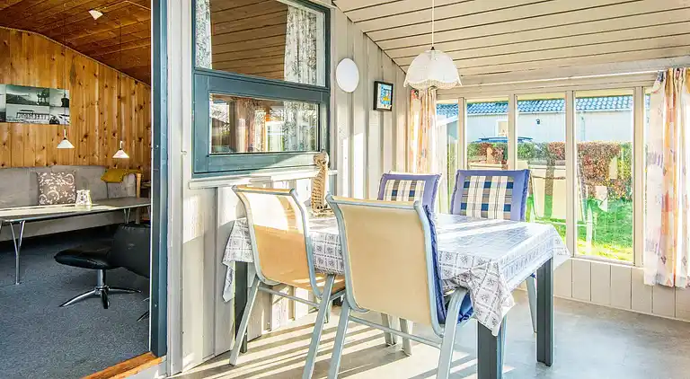 Semesterbostad vid Hejlsminde Strand