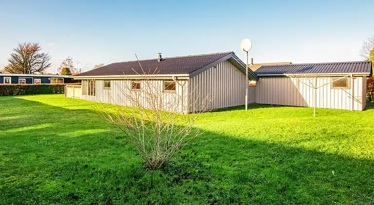 Semesterbostad vid Hejlsminde Strand