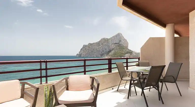 Penthouse Topacio 17A