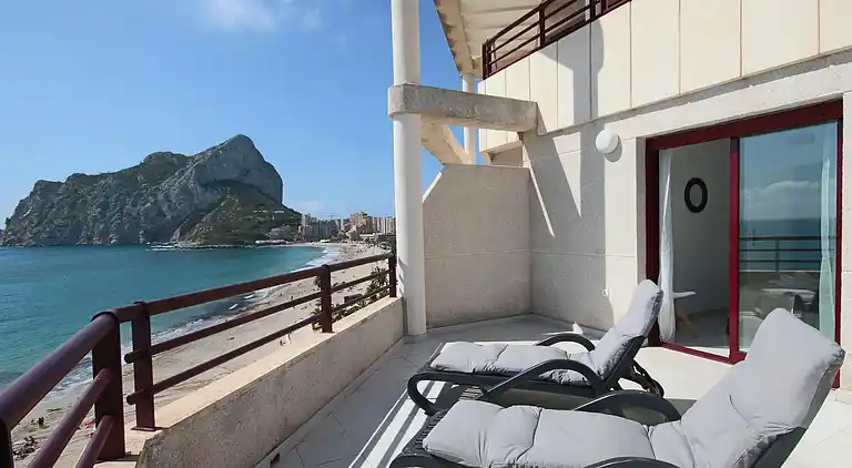 Penthouse Topacio 17A