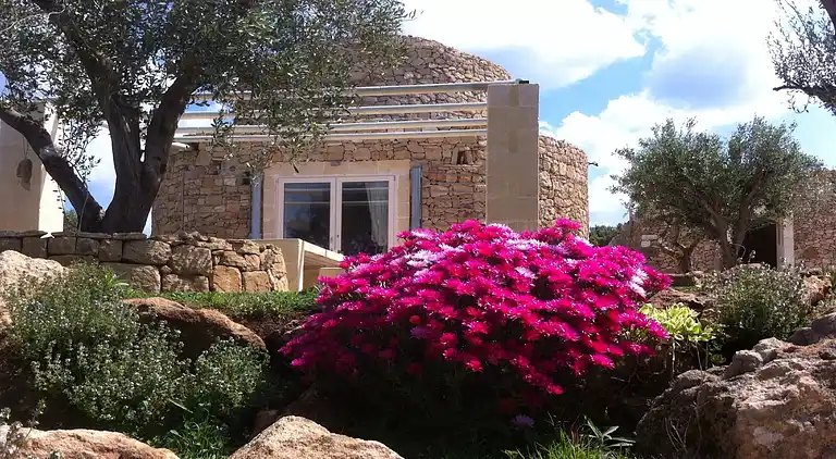 ledunedelmarchese. CAMI