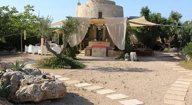 ledunedelmarchese. CAMI