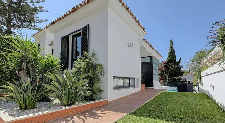 Villa in Puerto Marina with private pool