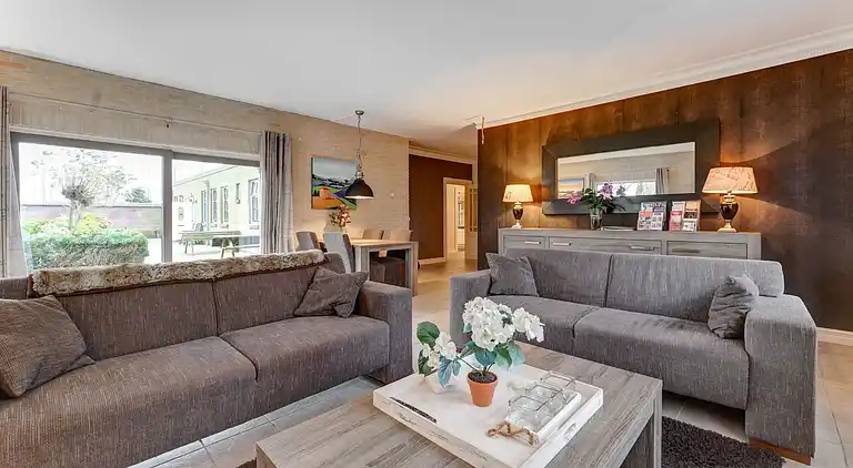 Apartment in Sint Maartensvlotbrug