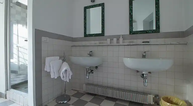 Three-rooms apartment