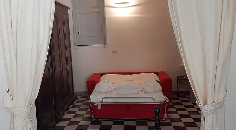 Four-rooms apartment