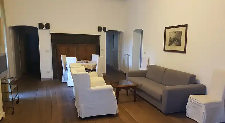 Four-rooms apartment