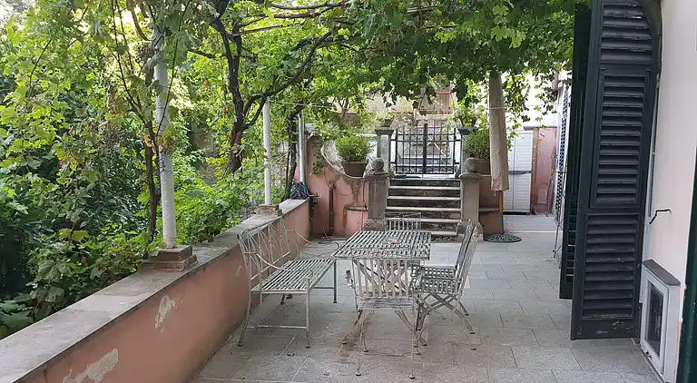 Four-rooms apartment