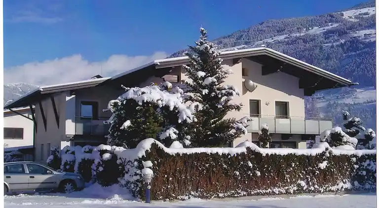 Apartment in Aschau im Zillertal