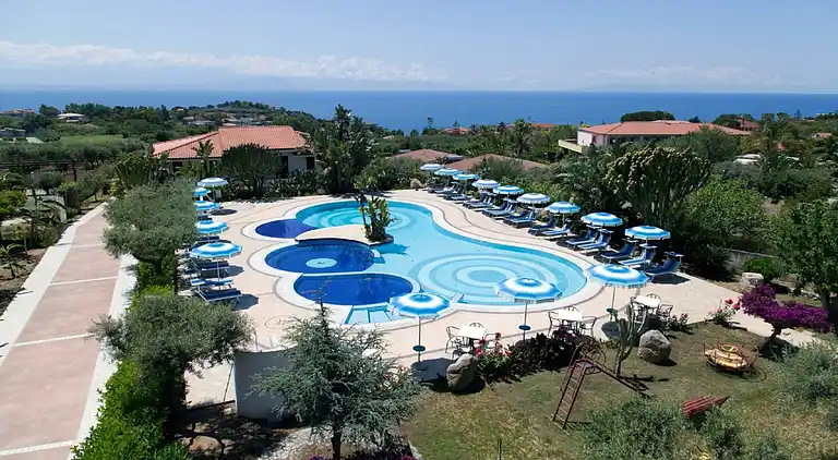 Semesterbostad i Capo Vaticano