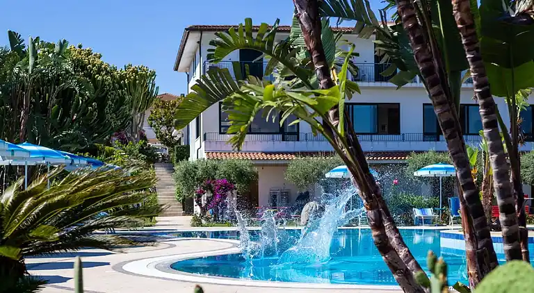 Semesterbostad i Capo Vaticano