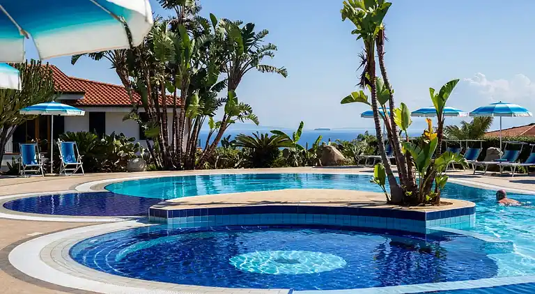 Semesterbostad i Capo Vaticano