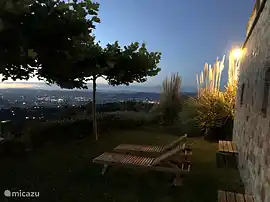 Perfect studio with lots of privacy, stunning views, pool.