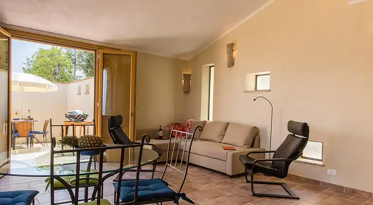 luxery 2+2 persons apartment in great villa, enough privacy
