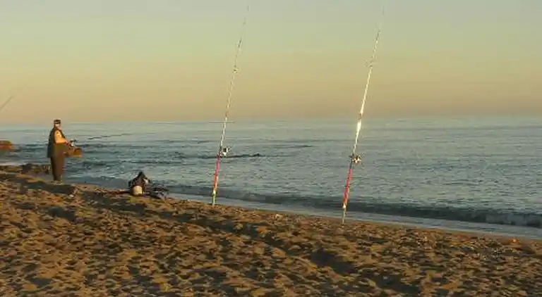 3 bed  w/private Jacuzzi &amp; 2 pools in beach town