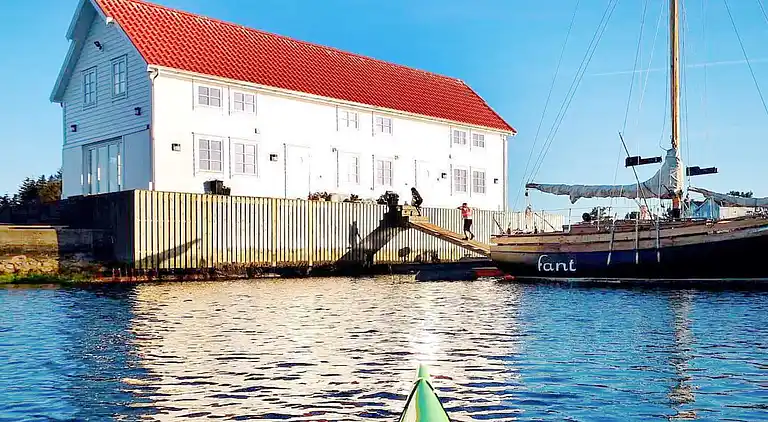 Semesterbostad i Melandsvågen