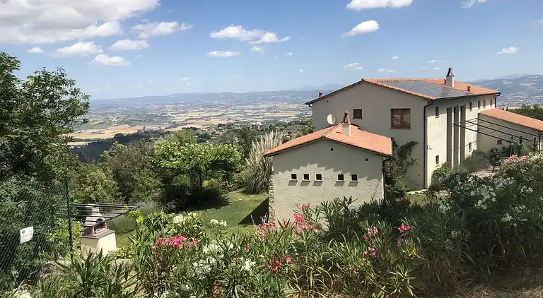 luxery apartment in Umbrian villa, view on Tiber valley 