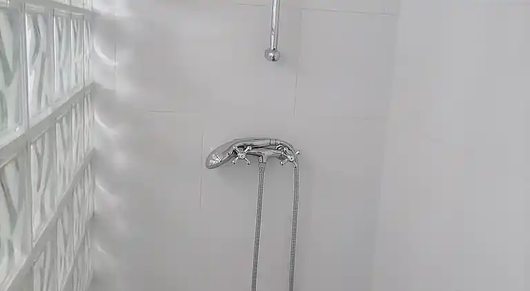 Haus mit Wifi & Jacuzzi