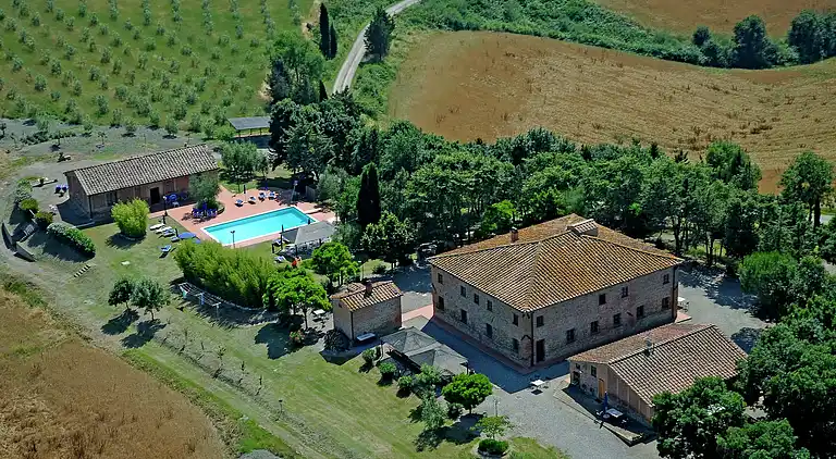 Farm house in Peccioli