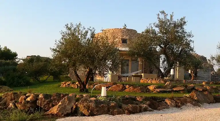 ledunedelmarchese. CAMI