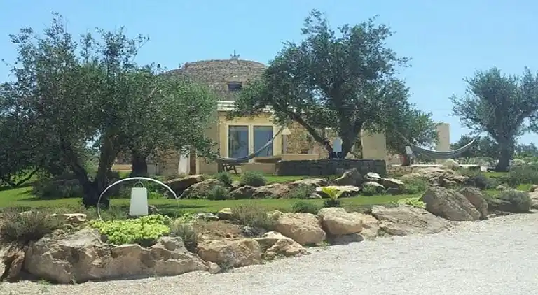 ledunedelmarchese. CAMI