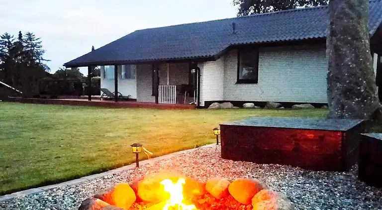 Holiday home in Hejlsminde Strand