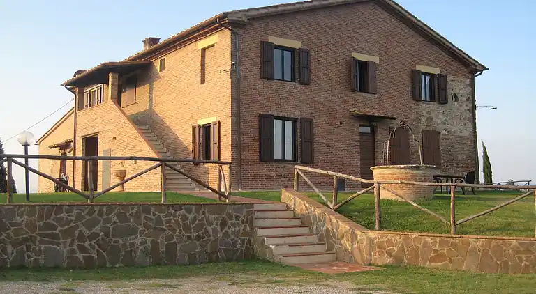 Farm house in Asciano