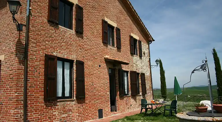 Farm house in Asciano