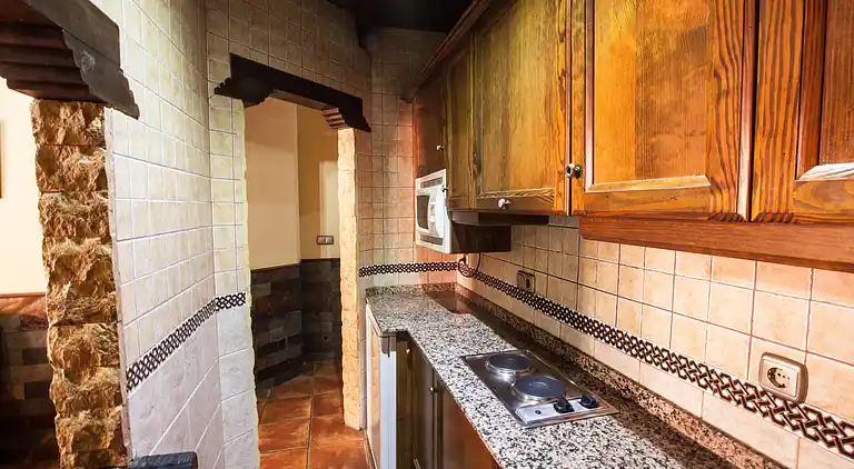 Landsted for 2 personer med hydromassasjehytte og badstue