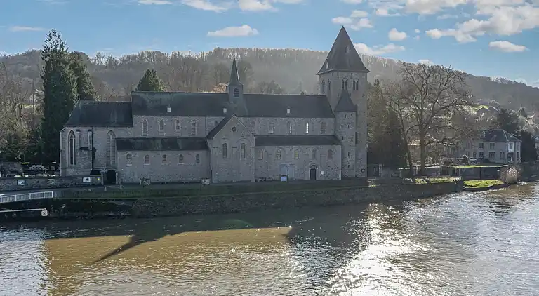 Holiday home in Hastiere